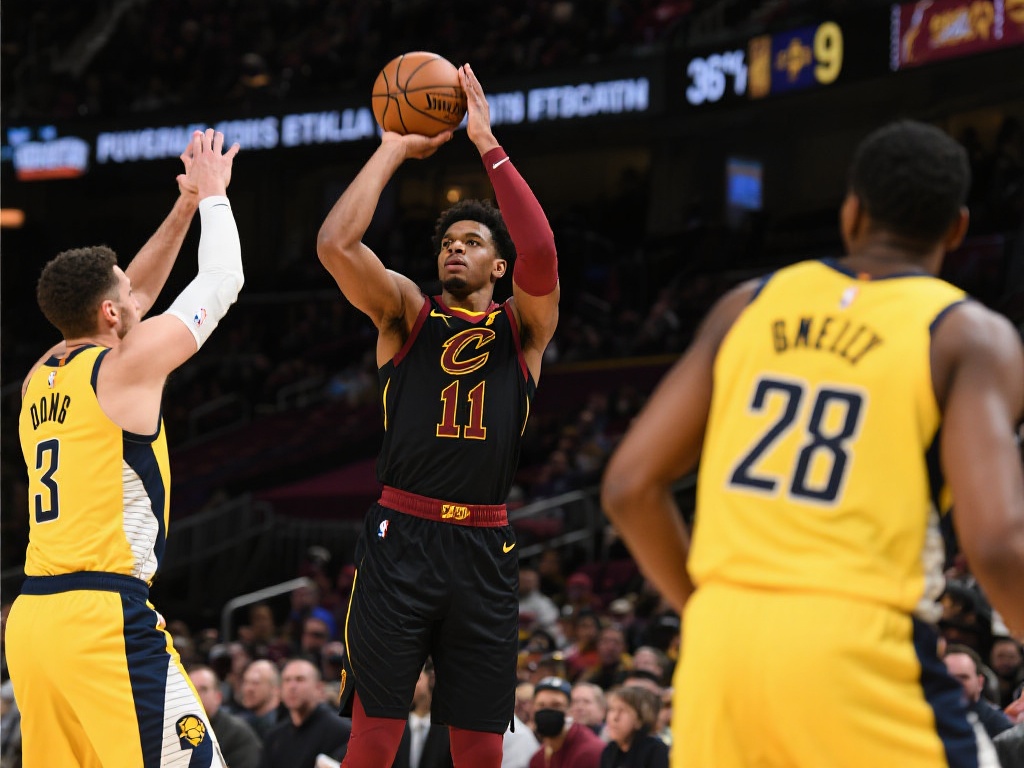 场上展开激 场上展开激